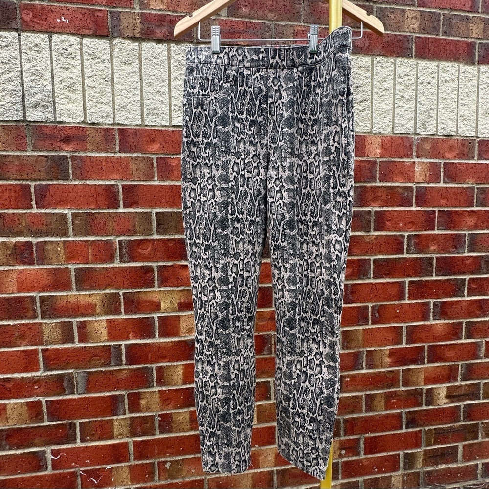SPANX Snake Print Pants Skinny Stretch Jegging Legging.  Slimming Ankle Sz M
